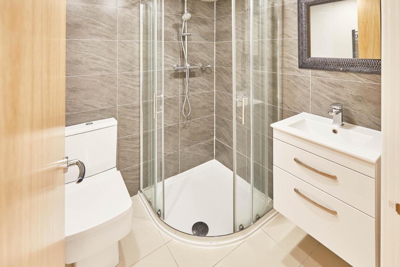 Host & Stay - Lobster Pot Apartment Уитби Экстерьер фото