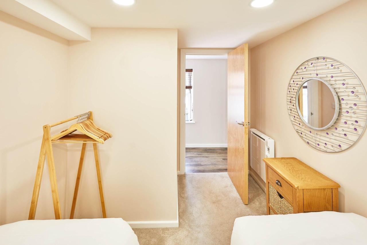 Host & Stay - Lobster Pot Apartment Уитби Экстерьер фото